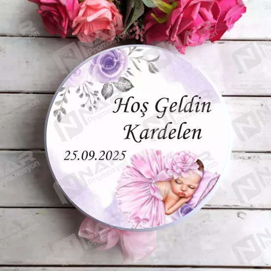 Metal Kutulu Baskılı Madlen Çikolata