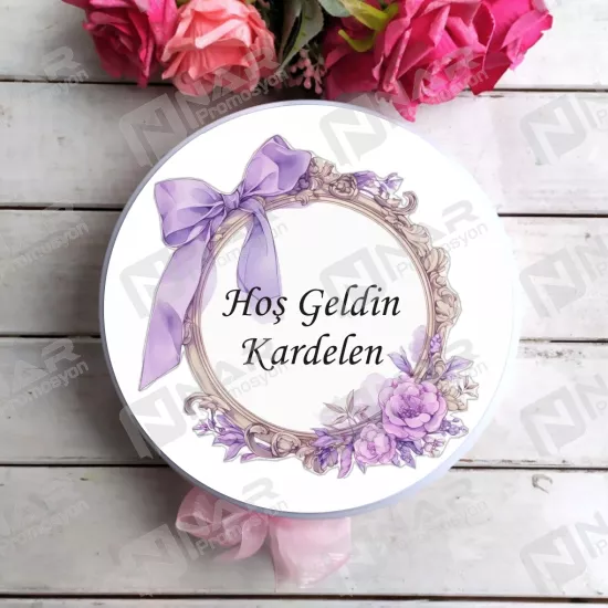 Metal Kutulu Baskılı Madlen Çikolata